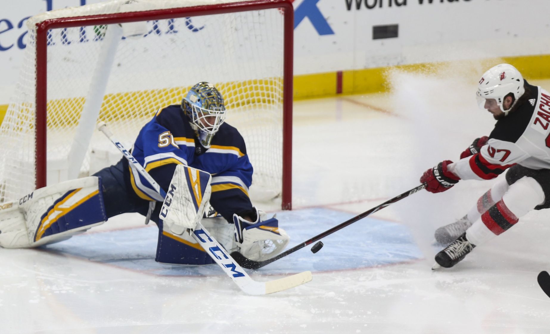St. Louis Blues take on New Jersey Devils